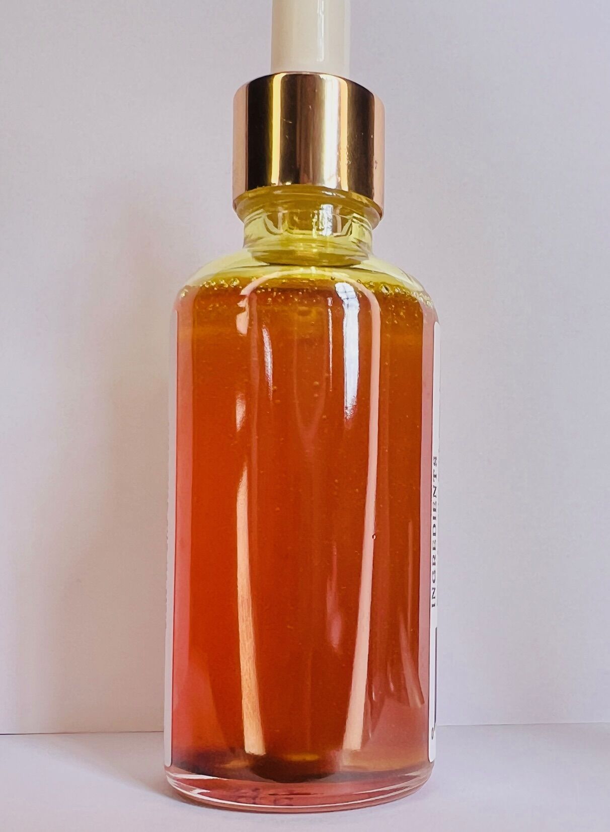 Radiance No.3 Brightening Cleansing Oil Unscented - Image 2